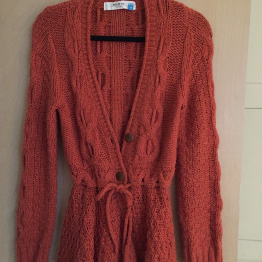 Sparrow Sweater. Medium